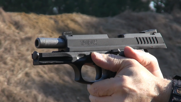 Coldre IWB Kydex para Taurus TH9c / TH40c / TH380c: Guia Completo